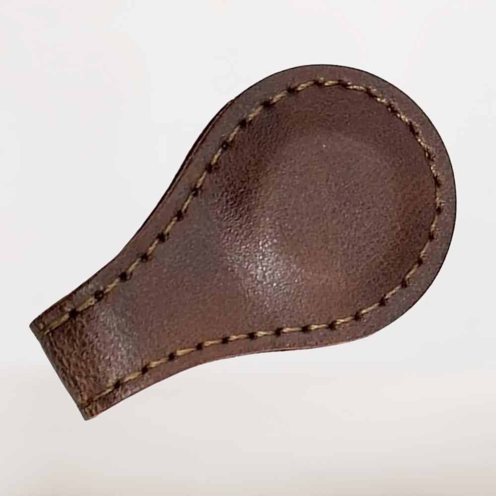 Marque-Page en Cuir Brun Foncé | Élégance et Caractère Classique