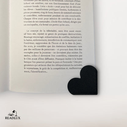 Marque page cuir noir en forme de cœur