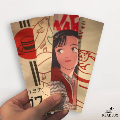 Quatre marque-pages vintage japonais aux motifs colorés, représentant des illustrations de poissons et d'une jeune femme