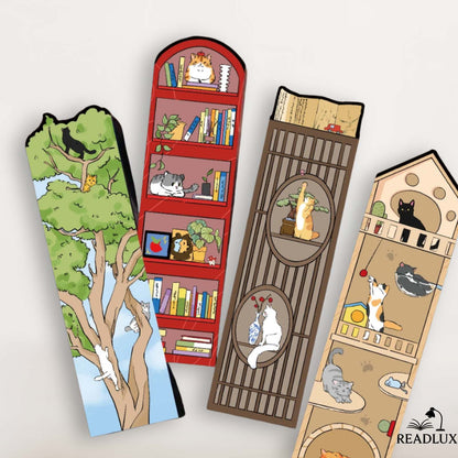 Marque pages chats en carton rigide représentant des scènes avec bibliothèque rouge, arbre, cage et maison de chat.