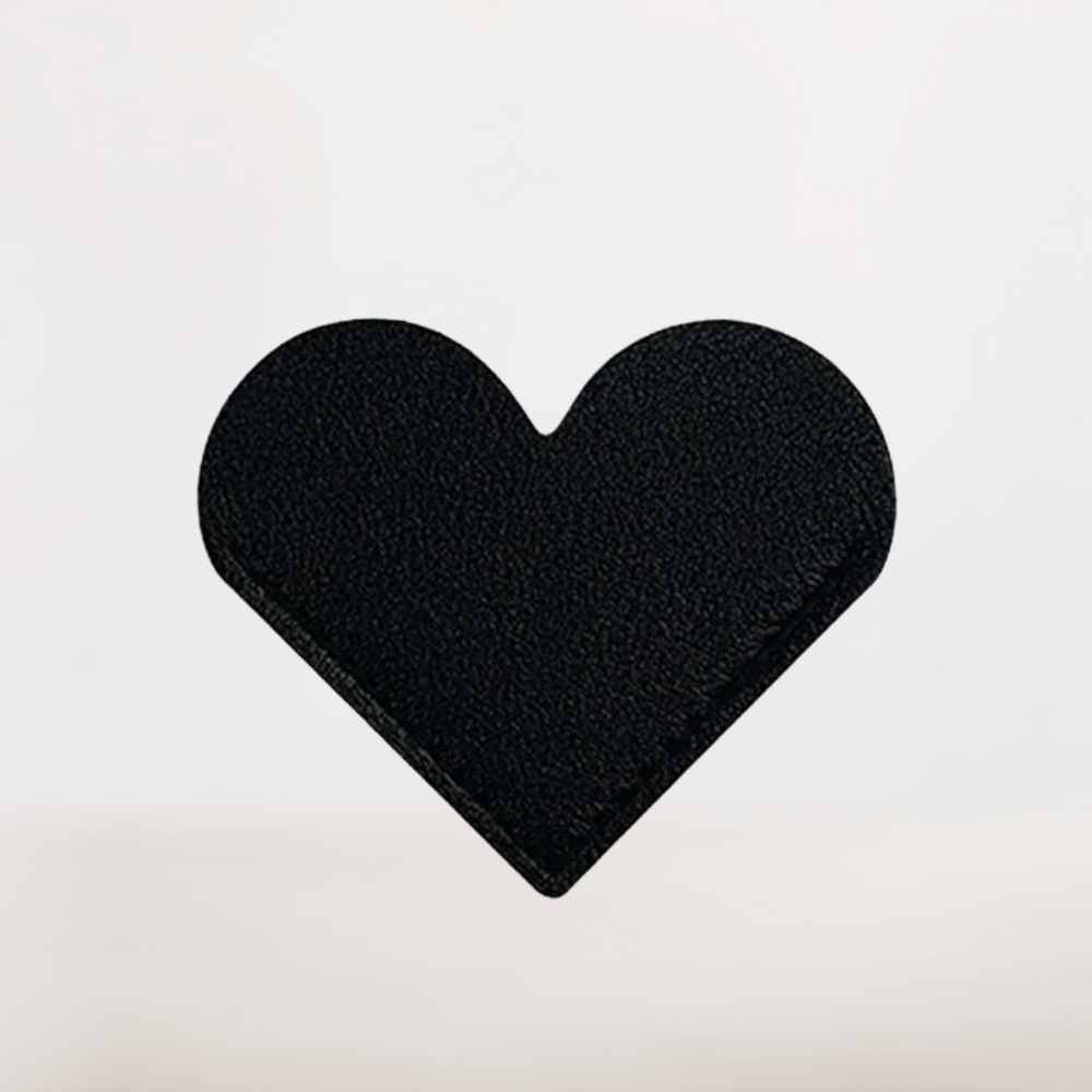 Marque-Page Coeur en Cuir Noir | Élégance Intemporelle